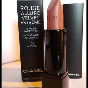 Chanel lip color